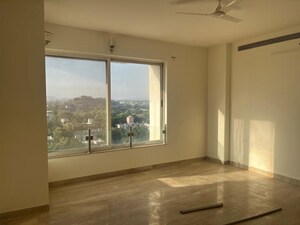 Room in 4 BHK Penthouse at Sangamvadi – for Sale