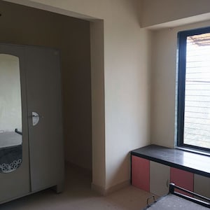 Room in 1 RK Apartment at Sharada Smruti CHS, Dombivli East – for Sale