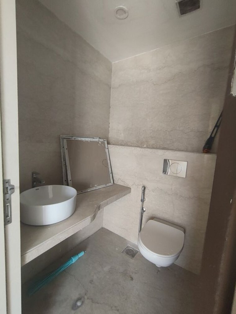 Bathroom, lodha-primo 2 Bedroom 699 Sq.Ft. Apartment In Parel Mumbai 10788959