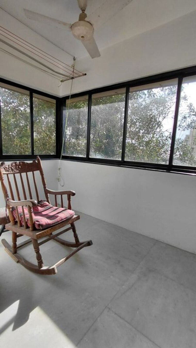 Balcony, deepak-silverene 3 Bedroom 1250 Sq.Ft. Apartment In Bandra West Mumbai 10788972