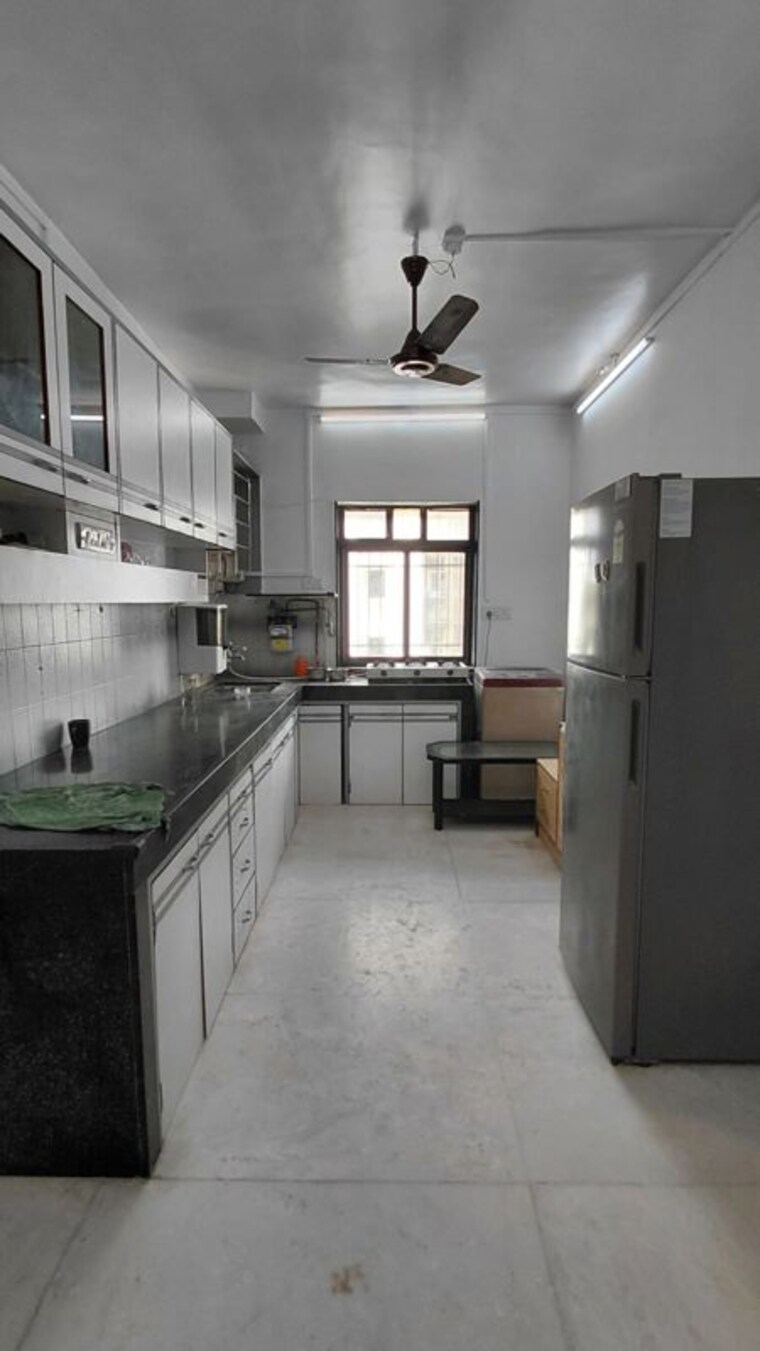 Kitchen, deepak-silverene 3 Bedroom 1250 Sq.Ft. Apartment In Bandra West Mumbai 10788972