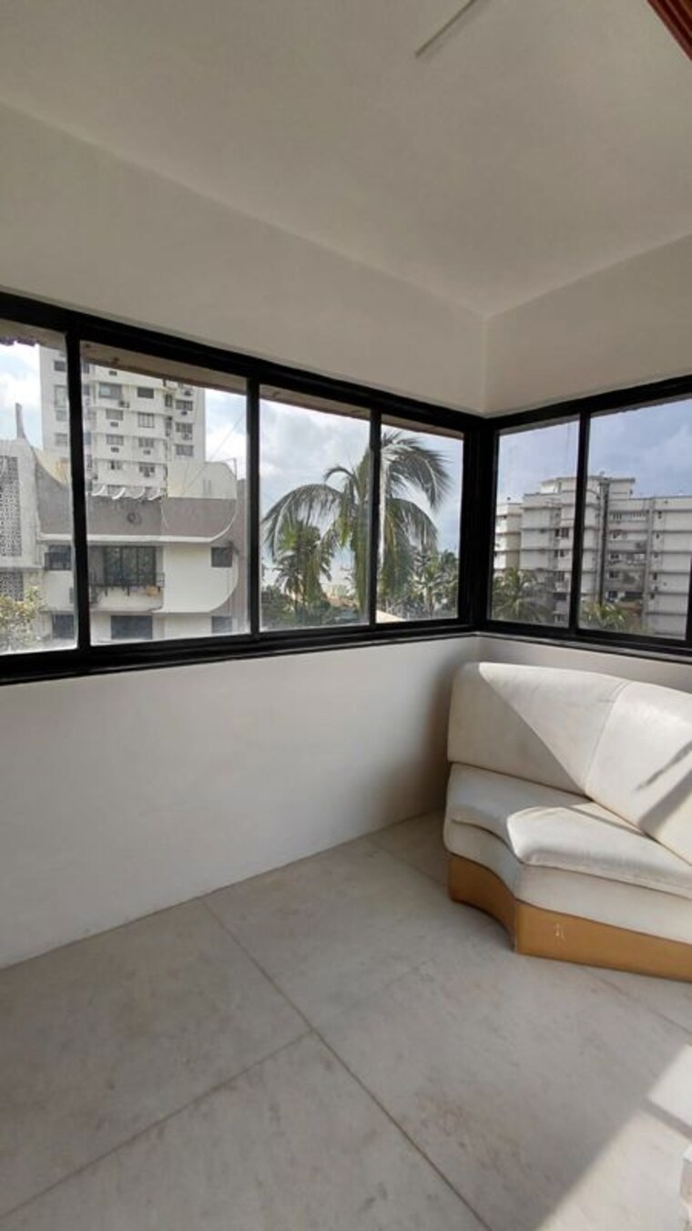 Balcony, deepak-silverene 3 Bedroom 1250 Sq.Ft. Apartment In Bandra West Mumbai 10788972