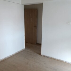 Room in 2 BHK Apartment at Goregaon Sukhniwas CHS, Goregaon West – for Rent