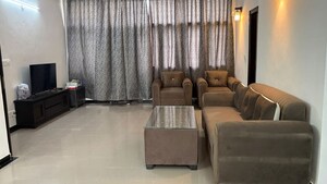 3.5 BHK Builder Floor For Rent in Hong Kong Bazaar, Sector 57