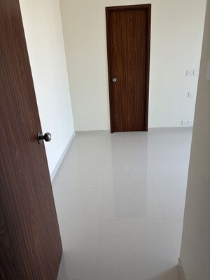 1 BHK Apartment For Rent in Kalpataru Srishti Namaah, Mira Road