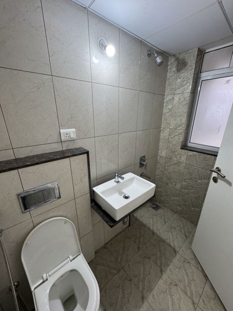 Bathroom, godrej-green-vistas 3 Bedroom 815 Sq.Ft. Apartment In Mahalunge Pune 10789033