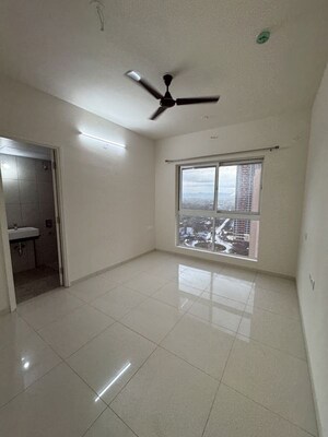 Room in 3 BHK Apartment at Godrej Green Vistas, Mahalunge – for Sale