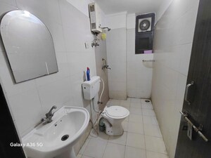 Bathroom in 2 BHK Apartment at New Colony – for Rent
