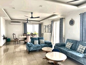 Living Room in 4 BHK Penthouse at Bestech Park View Spa, Sector 47 – for Sale