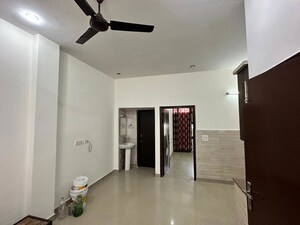 Room in 2 BHK Independent House at Sector 14 – for Rent