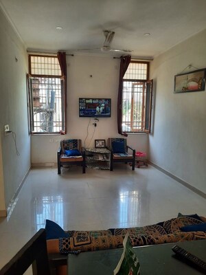 Living Room in 2 BHK Independent House at Sector 14 – for Rent