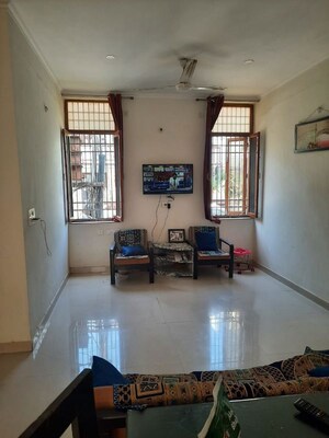 Living Room in 2 BHK Independent House at Sector 14 – for Rent
