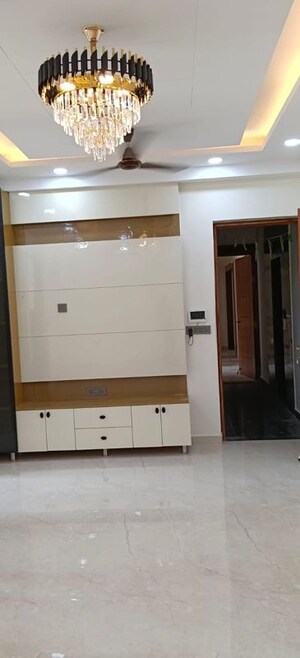 3 BHK Builder Floor For Rent in BPTP District, Sector 81