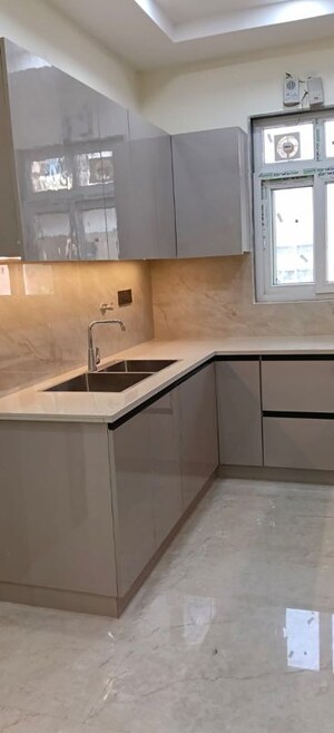 Kitchen in 3 BHK Builder Floor at BPTP District, Sector 81 – for Rent