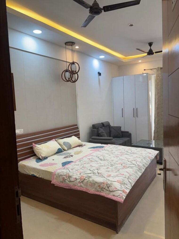 Bedroom, supertech-north-eye Studio 530 Sq.Ft. Apartment In Sector 74 Noida 10789117