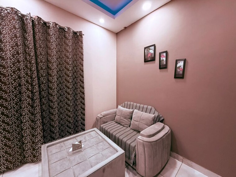 Team Area, supertech-north-eye Studio 530 Sq.Ft. Apartment In Sector 74 Noida 10789119