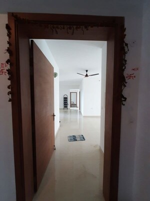 Room in 3.5 BHK Apartment at ATS Picturesque Reprieves, Sector 152 – for Rent