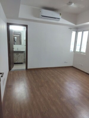 Room in 4 BHK Apartment at Godrej Air Sector 85, Sector 85 – for Rent