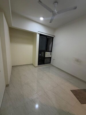 Room in 1 BHK Apartment at Lodha Quality Home Tower 2, Majiwada – for Rent