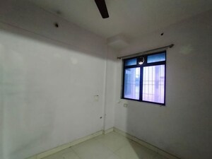 Room in 3 BHK Apartment at Cosmos Regency Kavesar, Kavesar – for Rent