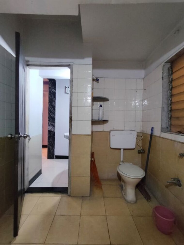 Bathroom, cosmos-regency-kavesar 3 Bedroom 950 Sq.Ft. Apartment In Kavesar Thane 10789212