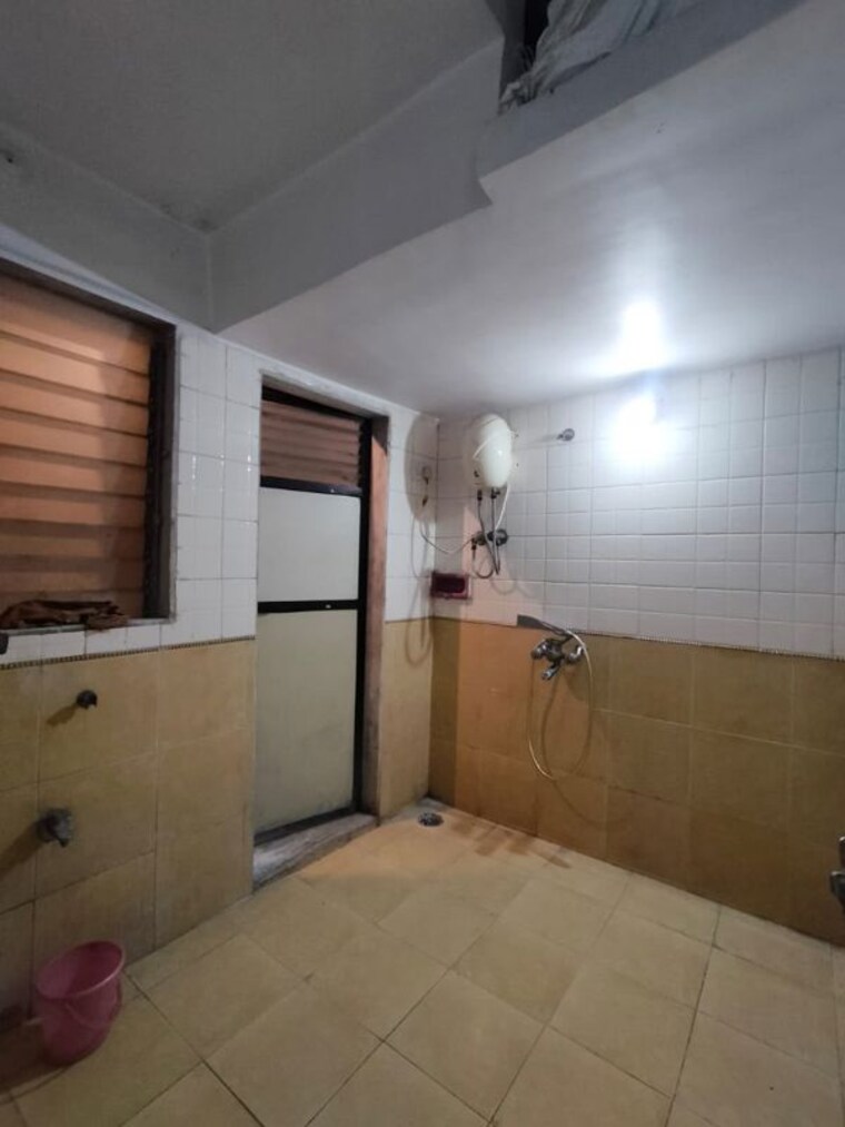 Attached Bathroom, cosmos-regency-kavesar 3 Bedroom 950 Sq.Ft. Apartment In Kavesar Thane 10789212