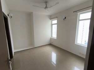 Room in 3 BHK Apartment at Ramprastha City The Atrium, Sector 37d – for Sale