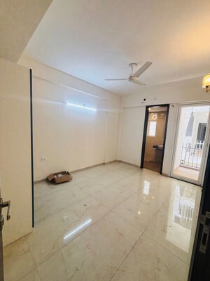 Room in 2.5 BHK Builder Floor at M3M Soulitude, Sector 89 – for Rent