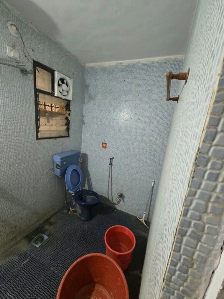 Bathroom, mittal-brothers-whistling-palms 2 Bedroom 1050 Sq.Ft. Apartment In Wakad Pune 10789252