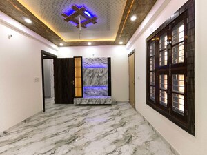 Room in 3 BHK Apartment at Kankhal – for Sale