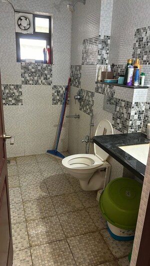Attached Bathroom in 3 BHK Apartment at Kadamba Plateau – for Rent
