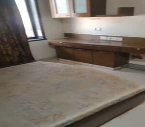 Bedroom in 1 BHK Apartment at Dadar East – for Rent