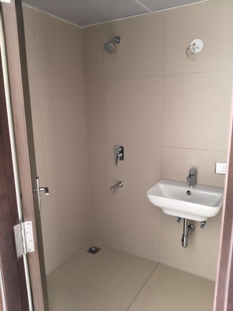 Washroom, adarsh-tropica 2 Bedroom 925 Sq.Ft. Apartment In Sarjapur Road Bangalore 10789220