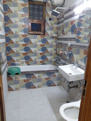 Bathroom in 2 BHK Builder Floor at Alakapuri – for Rent