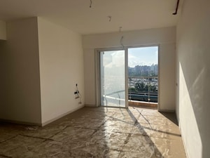 Room in 2 BHK Apartment at Tridhaatu Aum, Chembur – for Rent