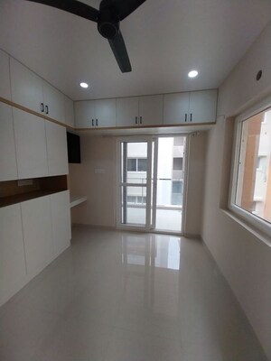 Room in 2 BHK Apartment at Greenspace Celestial, Kokapet – for Rent