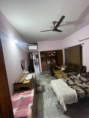 Room in 2 BHK Independent House at Phase 7 – for Sale
