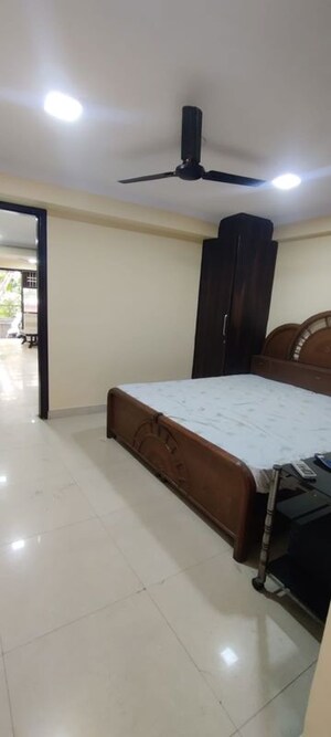 1 RK Builder Floor For Rent in Shiv Nagar