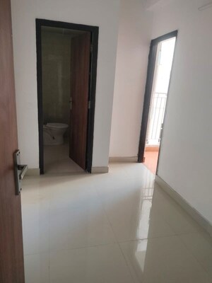 Room in 4 BHK Apartment at AVS Orchard, Sector 77 – for Rent