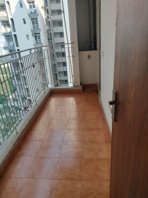 Balcony in 4 BHK Apartment at AVS Orchard, Sector 77 – for Rent