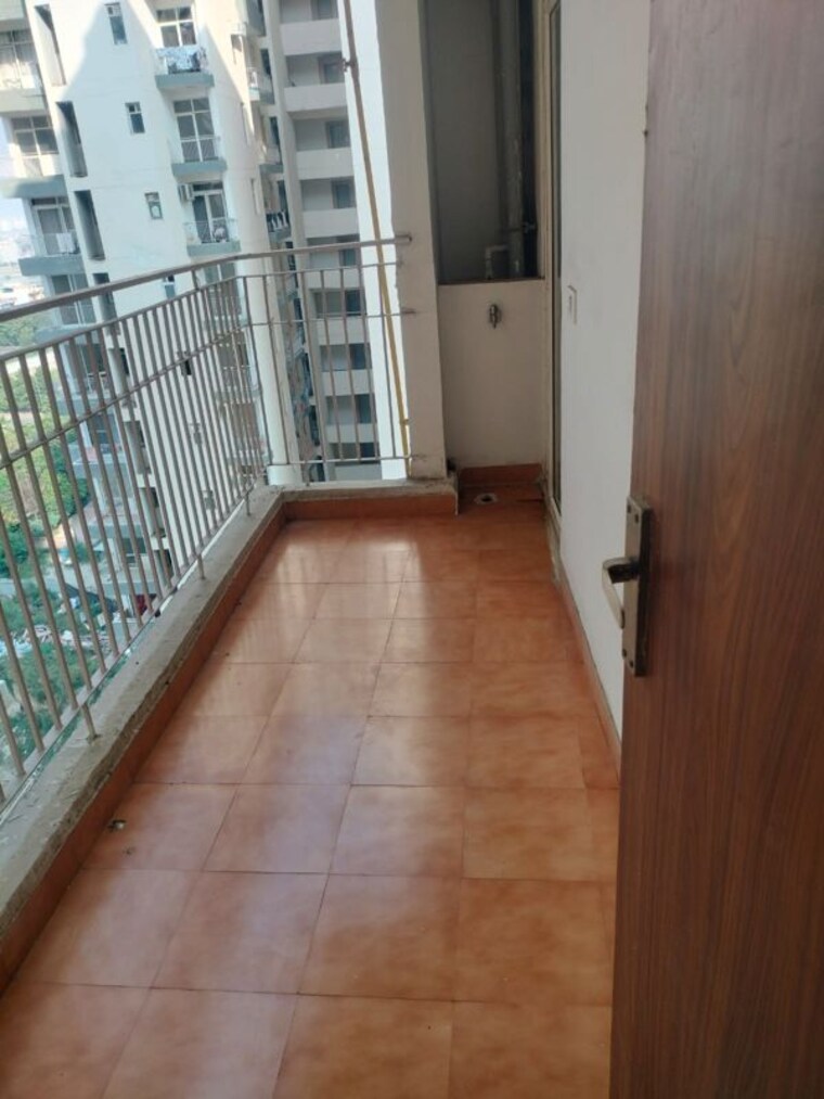 Balcony, avs-orchard 4 Bedroom 2450 Sq.Ft. Apartment In Sector 77 Noida 10789321