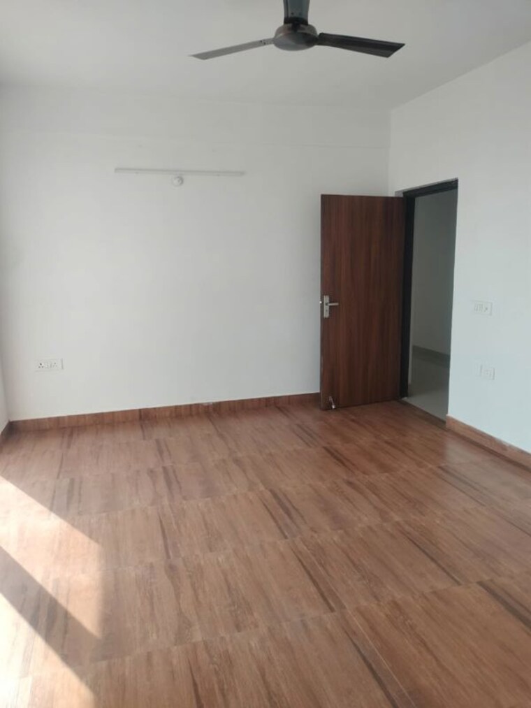 Room, avs-orchard 4 Bedroom 2450 Sq.Ft. Apartment In Sector 77 Noida 10789321