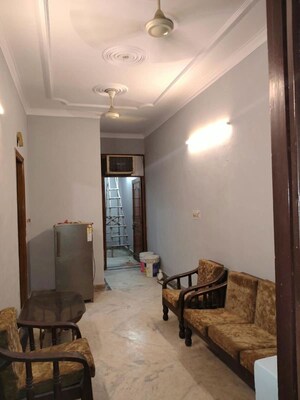 1 BHK Builder Floor For Rent in Shiv Nagar