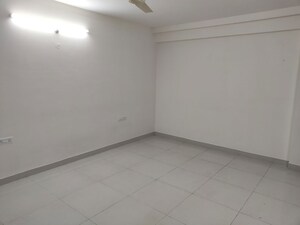 Room in 3 BHK Apartment at Lansum Madhava Towers, Madhapur – for Rent