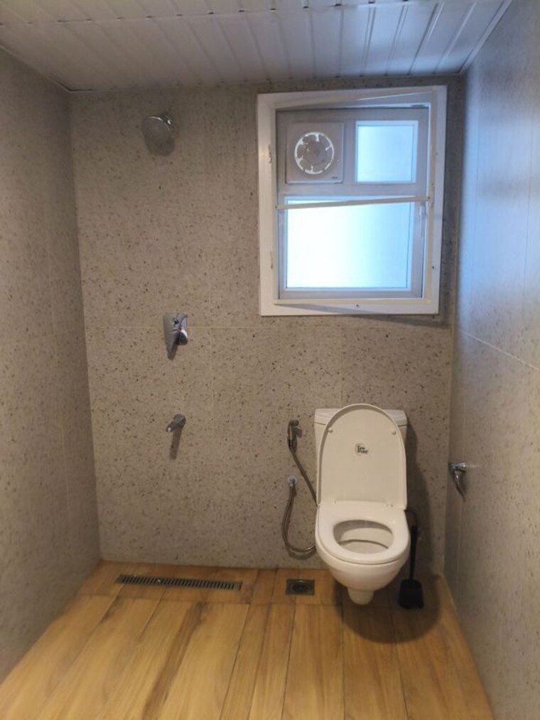 Bathroom, prestige-beverly-hills 4 Bedroom 2708 Sq.Ft. Apartment In Kokapet Hyderabad 10789369
