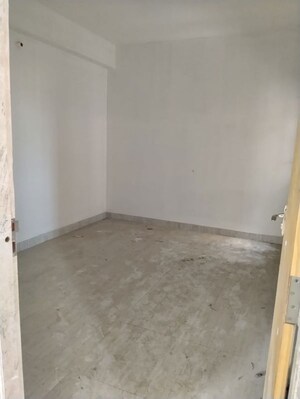 Room in 3 BHK Apartment at Pundag – for Rent
