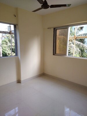 Room in 2 BHK Apartment at Ashish CHS Andheri, Andheri West – for Rent
