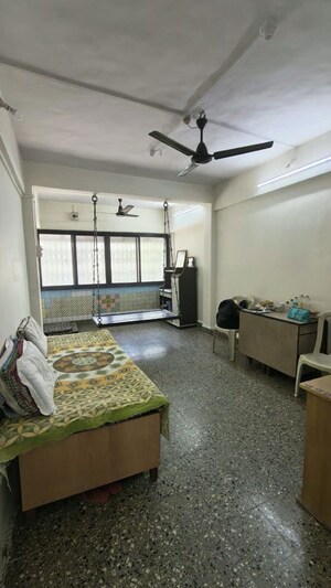 Living Room in 1.5 BHK Apartment at Satya Apartment Naupada, Naupada – for Rent