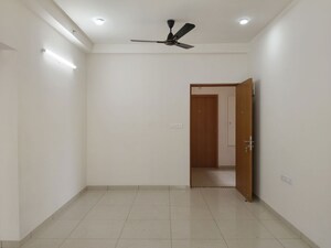 Room in 2 BHK Apartment at Sobha Dream Gardens, Thanisandra Main Road – for Rent