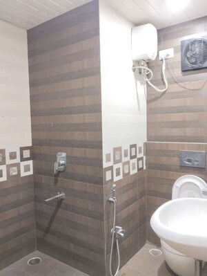 Bathroom in 3 BHK Apartment at Prajapati Cascade, New Panvel – for Rent